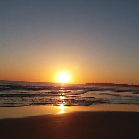 Peniche's Blue & White Apartamento