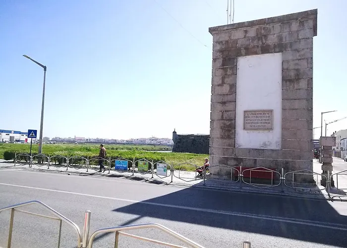 Peniche's Blue & White