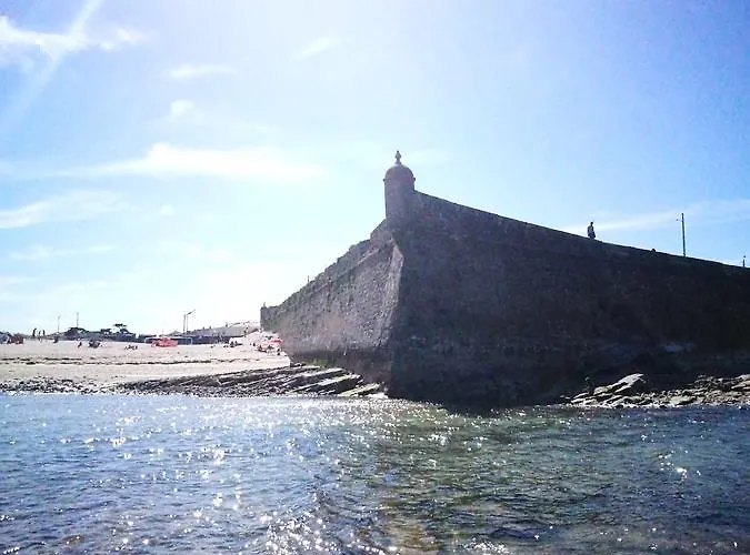 Daire Peniche's Blue & White *